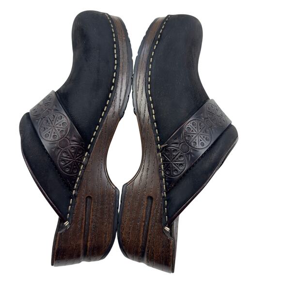 Dansko Saundra Black Embossed Leather Comfort Slip On Mules Women's 40/9.5-10 - Picture 7 of 9